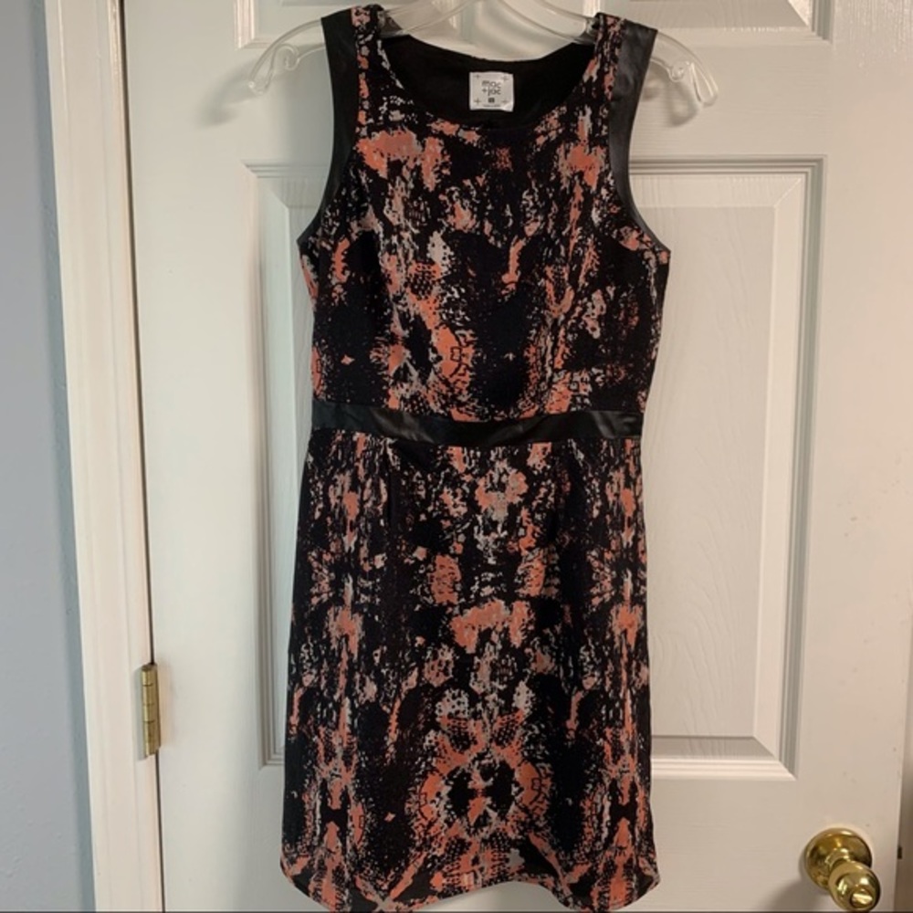 EUC mac + jac dress black/gray/salmon with faux leather trim